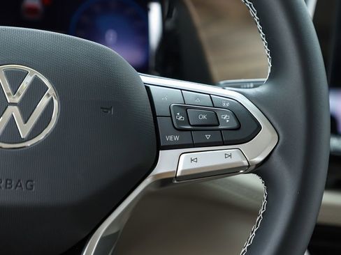 New 2026 Volkswagen Atlas SE image 22