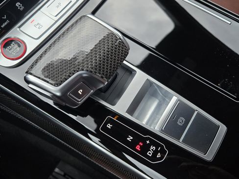 Used 2024 Audi S8 image 28