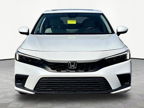 Used 2024 Honda Civic EX-L image 2