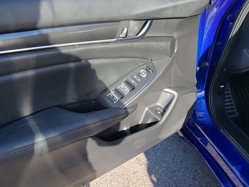 Used 2022 Honda Accord Sport image 19