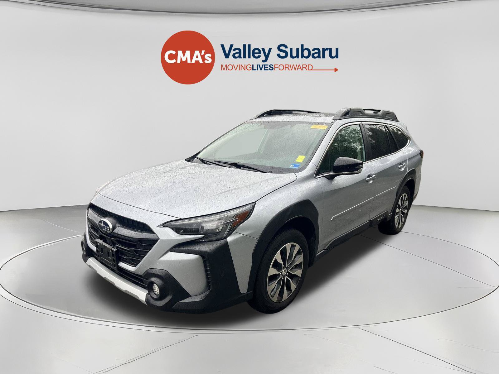 Used 2025 Subaru Outback Limited AWD/4WD image 1