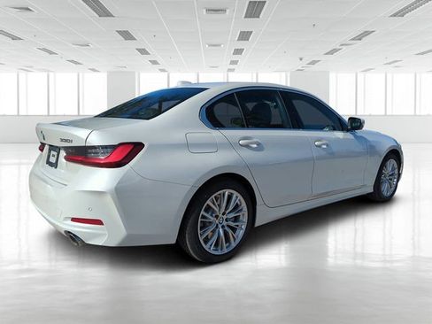 Certified 2024 BMW 330i Sedan image 4