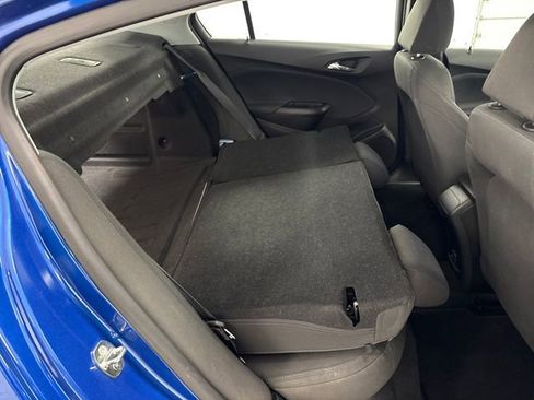 Used 2019 Chevrolet Cruze LT image 25