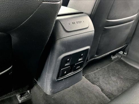 Certified 2023 Ford Bronco Wildtrak AWD/4WD image 33