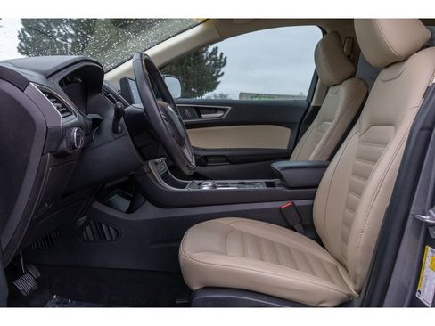 Used 2022 Ford Edge SEL w/ Convenience Package image 15