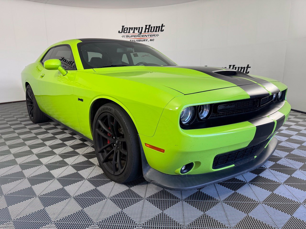 Used 2023 Dodge Challenger R/T w/ Plus Package RWD image 6