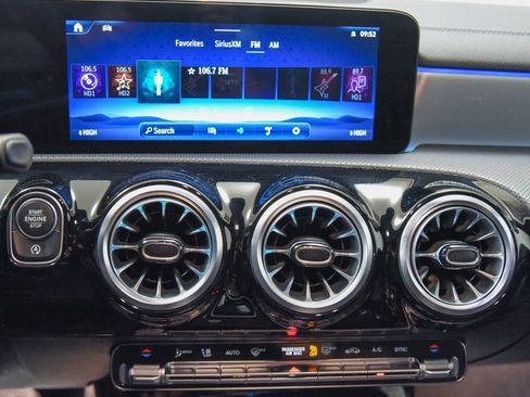 Used 2025 Mercedes-Benz CLA 250 4MATIC image 7