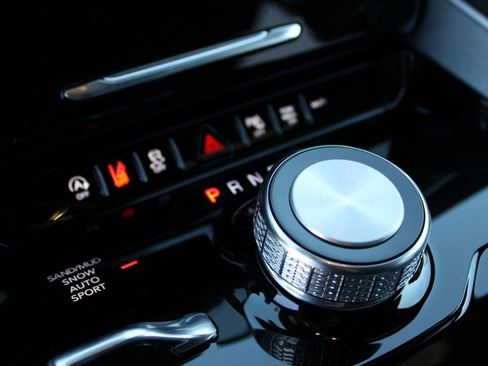 New 2026 Jeep Grand Wagoneer image 24