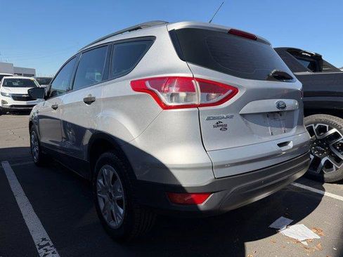 Used 2016 Ford Escape S image 4
