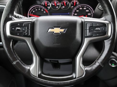 Used 2021 Chevrolet Silverado 1500 LT AWD/4WD image 18