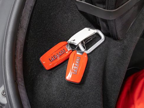 Used 2016 Ferrari 488 Spider image 81