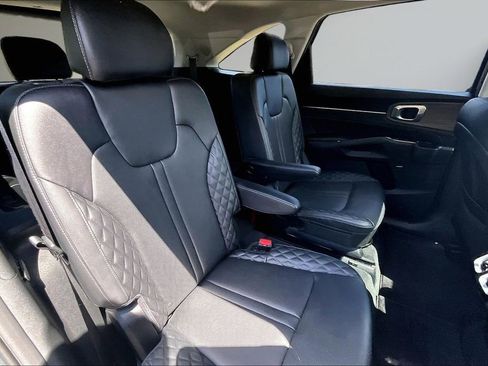 Used 2022 Kia Sorento SX Prestige AWD/4WD image 25