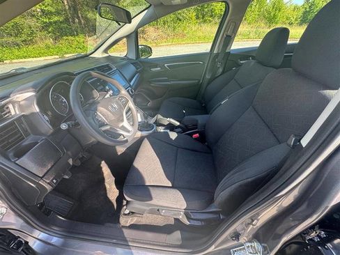 Used 2017 Honda Fit EX image 11