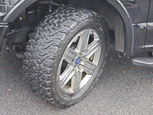 Used 2018 Ford F150 XLT w/ Equipment Group 302A Luxury image 31