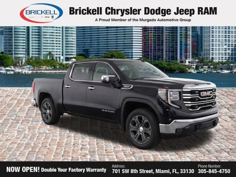 Used 2024 GMC Sierra 1500 SLT RWD image 2