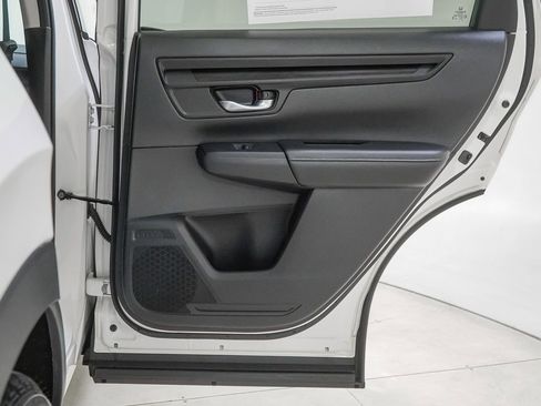 Certified 2025 Honda CR-V EX image 36