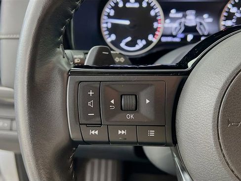 Used 2022 Nissan Pathfinder SL image 13