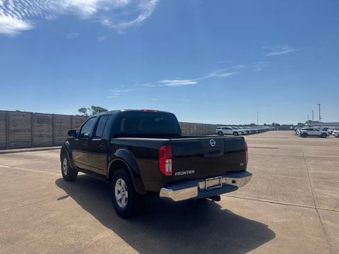 Used 2012 Nissan Frontier SV w/ SV Premium Utility Pkg RWD image 15