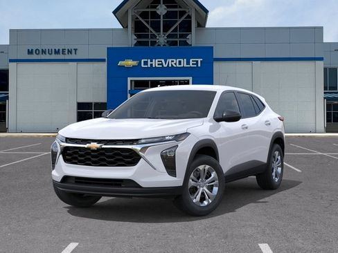 New 2026 Chevrolet Trax LS FWD image 6
