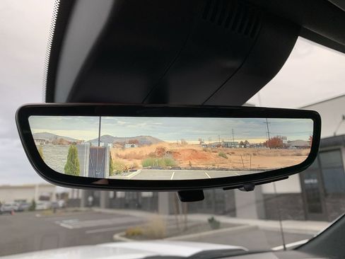 Used 2024 GMC Sierra 1500 AT4 w/ Technology Package image 30