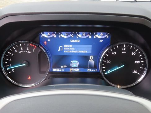 Used 2024 Ford Expedition Max XLT image 26