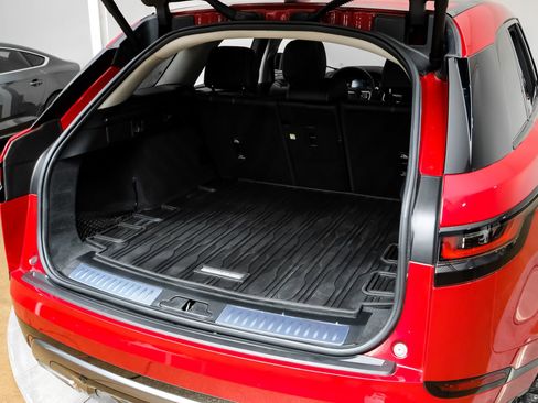 Used 2023 Land Rover Range Rover Velar R-Dynamic S image 54