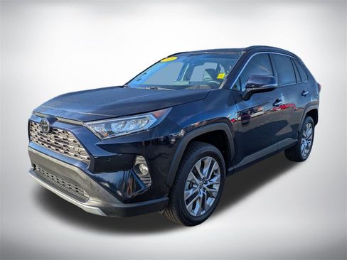 Used 2021 Toyota RAV4 Limited image 8