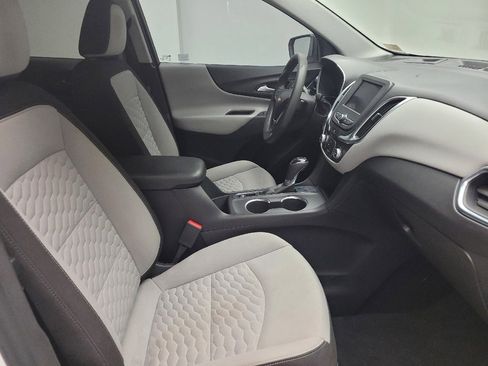 Used 2021 Chevrolet Equinox LS w/ LS Convenience Package FWD image 21
