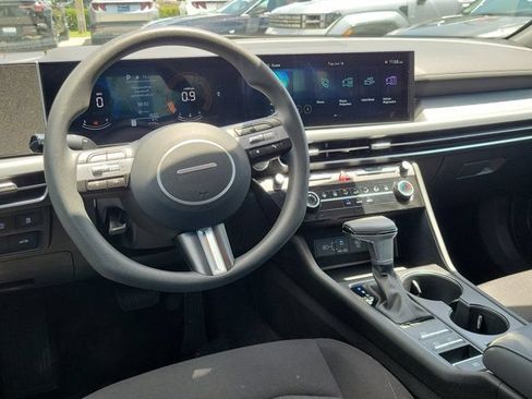 Certified 2026 Hyundai Sonata SE FWD image 10