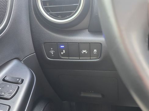 Used 2021 Hyundai Kona SEL Plus image 22