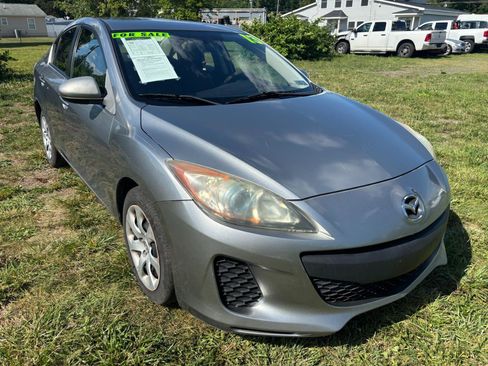 Used 2013 MAZDA MAZDA3 i Sport FWD image 3