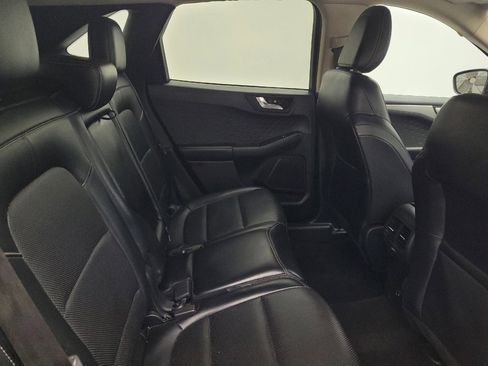 Used 2020 Ford Escape SE Sport image 19