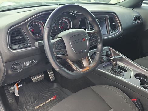 Used 2022 Dodge Challenger R/T Scat Pack RWD image 25