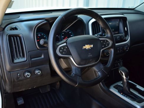 Used 2022 Chevrolet Colorado LT w/ Fleet Safety Package AWD/4WD image 33