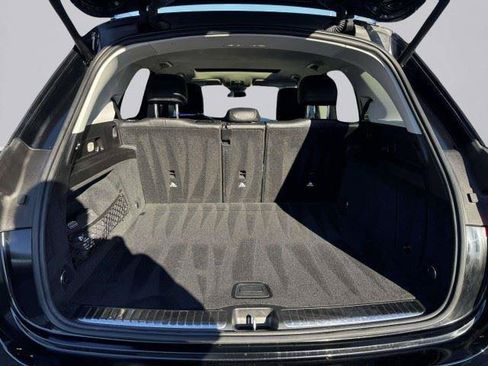 Used 2020 Mercedes-Benz GLE 450 4MATIC w/ Premium Package image 51