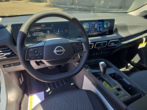 New 2026 Nissan Sentra SV w/ SV Convenience Package FWD image 20