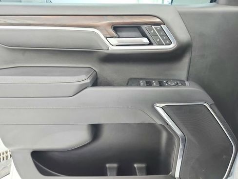 Used 2025 GMC Sierra 1500 SLT AWD/4WD image 35