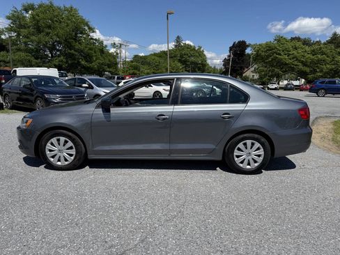 Used 2014 Volkswagen Jetta S FWD image 2