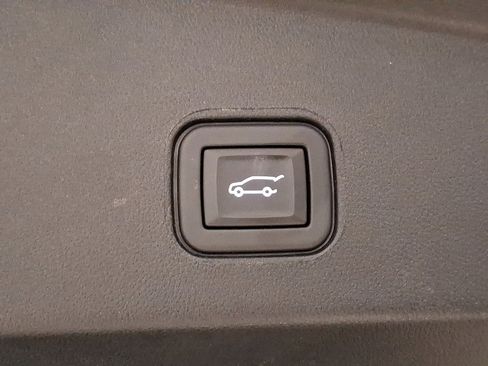 Certified 2024 Cadillac Lyriq Luxury RWD image 24