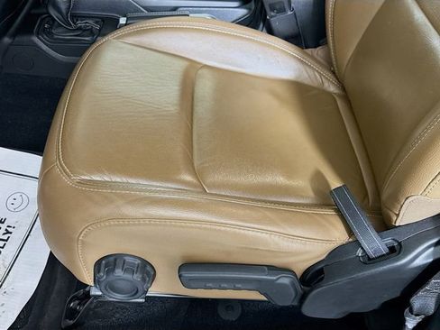 Used 2020 Jeep Wrangler Unlimited Rubicon w/ Uconnect 4C Nav & Sound Group image 19