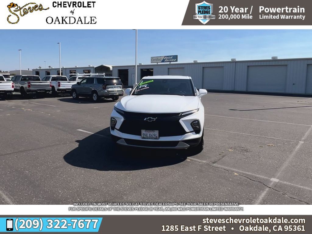 Certified 2023 Chevrolet Blazer LT w/ LPO, Black Grille Bar Package FWD image 4