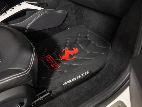 Certified 2017 Ferrari 488 GTB RWD image 25