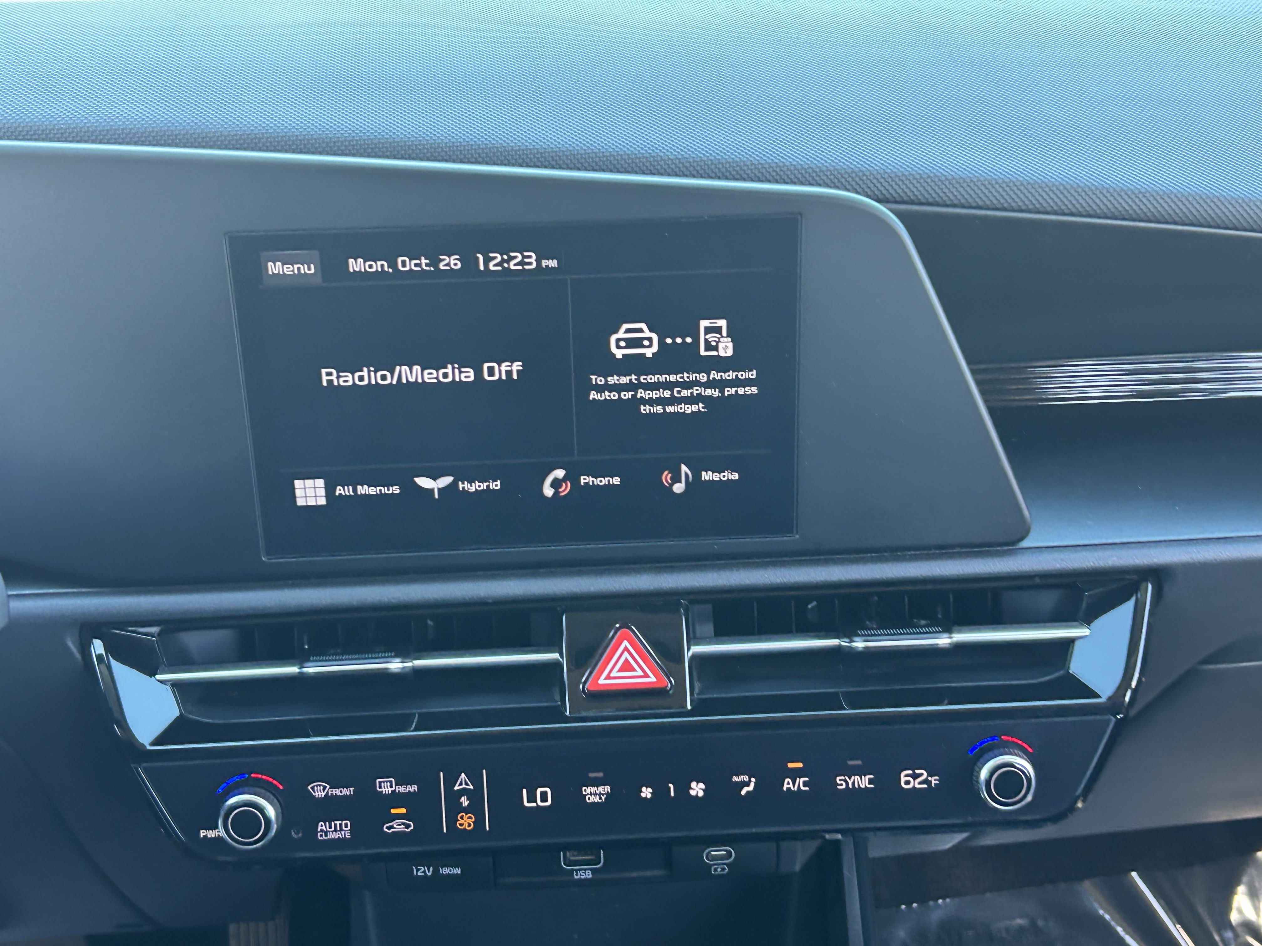 Certified 2025 Kia Niro LX FWD image 19