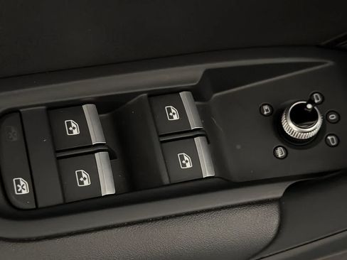 Used 2018 Audi Q5 Prestige AWD/4WD image 13