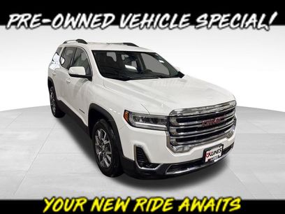 Used 2023 GMC Acadia SLT