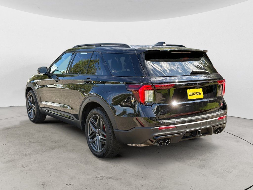 Certified 2026 Ford Explorer ST w/ Sun And Sound Package AWD/4WD image 7