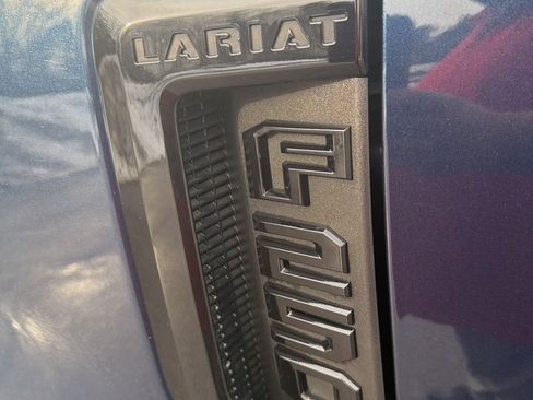 Used 2019 Ford F250 Lariat w/ Lariat Ultimate Package image 15