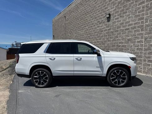 Used 2023 Chevrolet Tahoe Premier AWD/4WD image 3