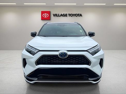Certified 2024 Toyota RAV4 XSE w/ Weather Package AWD/4WD image 8