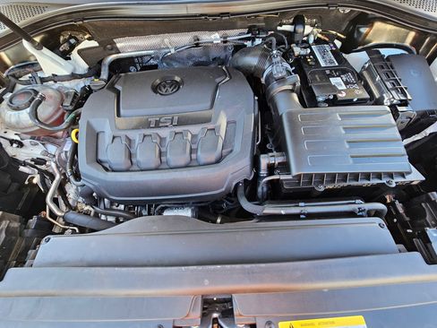 Used 2021 Volkswagen Tiguan SEL Premium R-Line AWD/4WD image 30